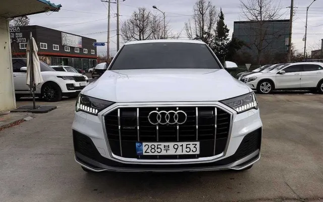 수원중고차직거래사이트추천 Q7 (4M) 45 TDI 콰트로 프리미엄 매물 사진 11 - 2022/06 57,045km